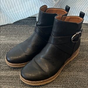 Euro Soft Black Ankle Boots with Buckle Detail size 8 leather, zip closure